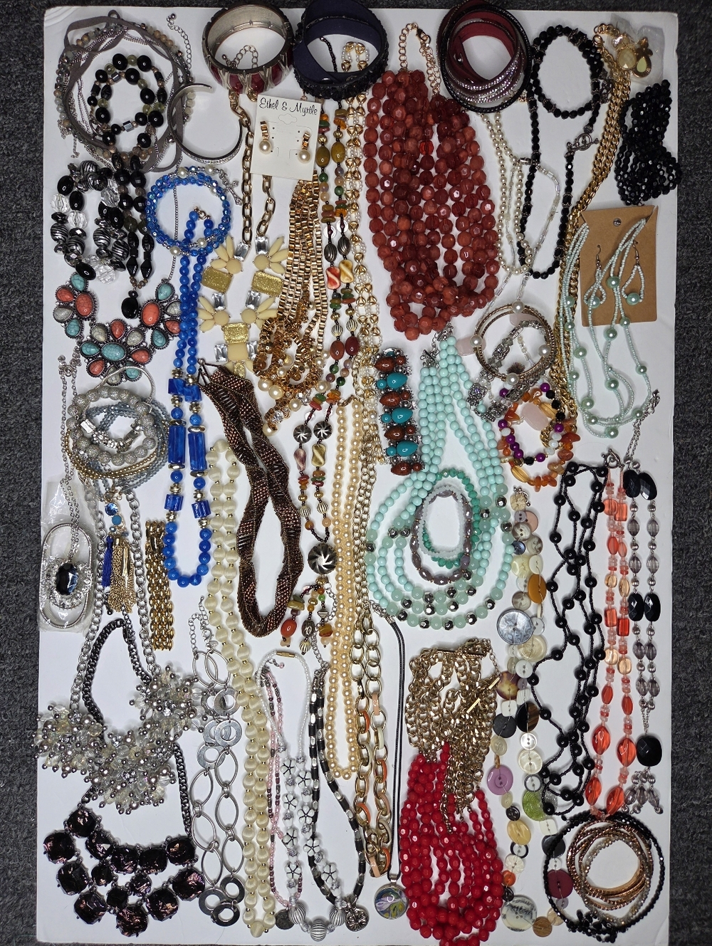50+ Piece Necklace & Bracelet Lot Ready To Wear Jewelry Wardrobe! 4lbs Mix Match